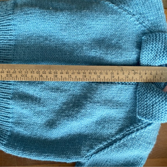 Little blue vintage sweater with train buttons - Picture 2 of 3